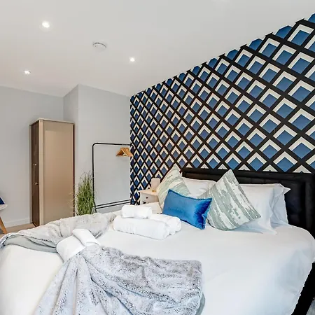 Lavish London Apartment - 5 Minutes From Tottenham Stadium Spurs Exterior photo