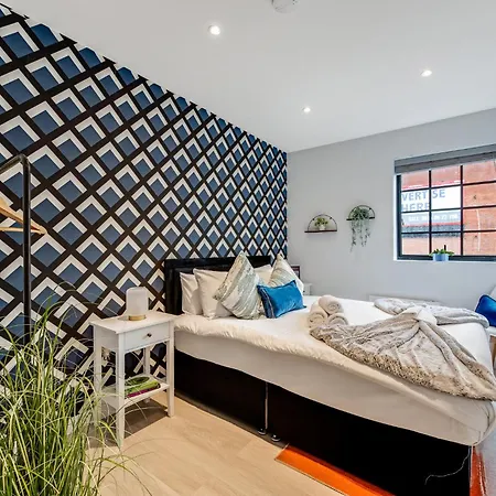 Lavish London Apartment - 5 Minutes From Tottenham Stadium Spurs Exterior photo